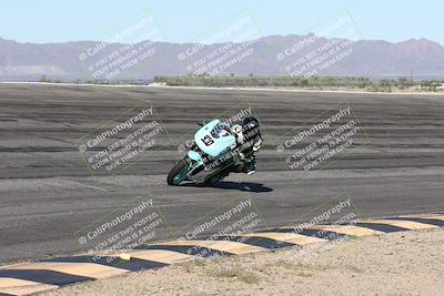 media/Jan-16-2026-CVMA Friday Practice (Fri) [[6f2bf47531]]/5-Racer 4-Trackday1/Session 2 (Bowl)/